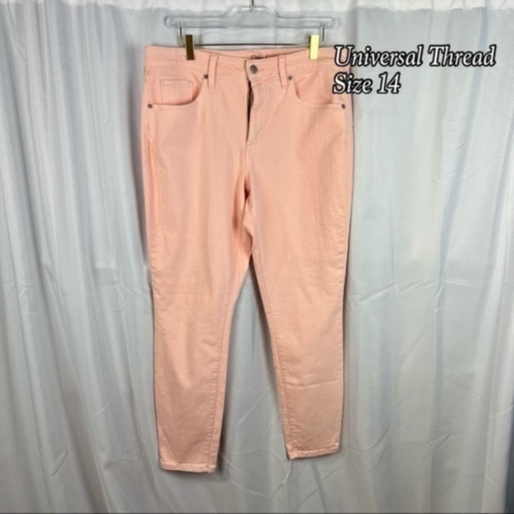 Universal Thread Peach Jeans